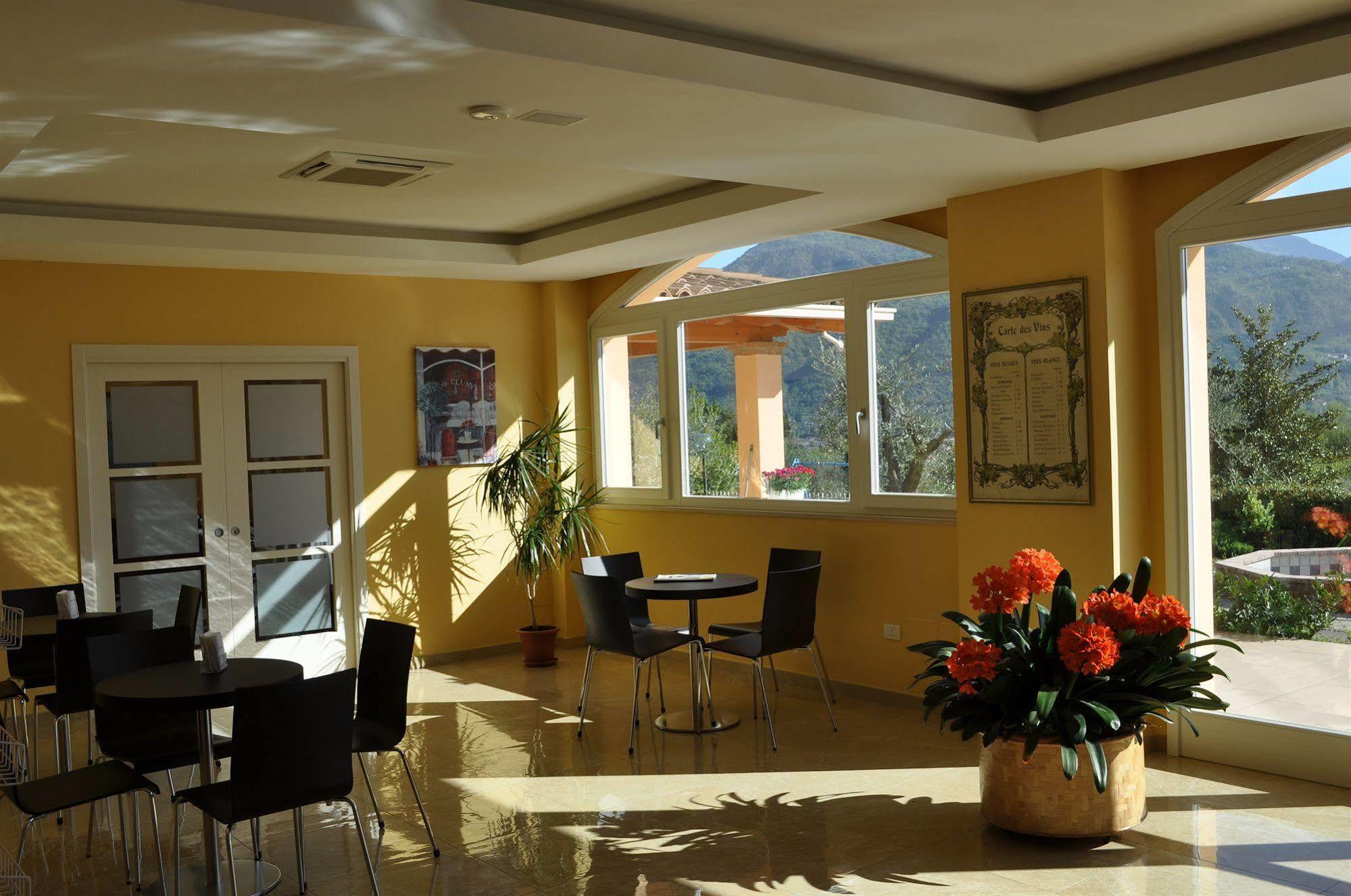 Hotel Panoramica ซาโล ภายนอก รูปภาพ